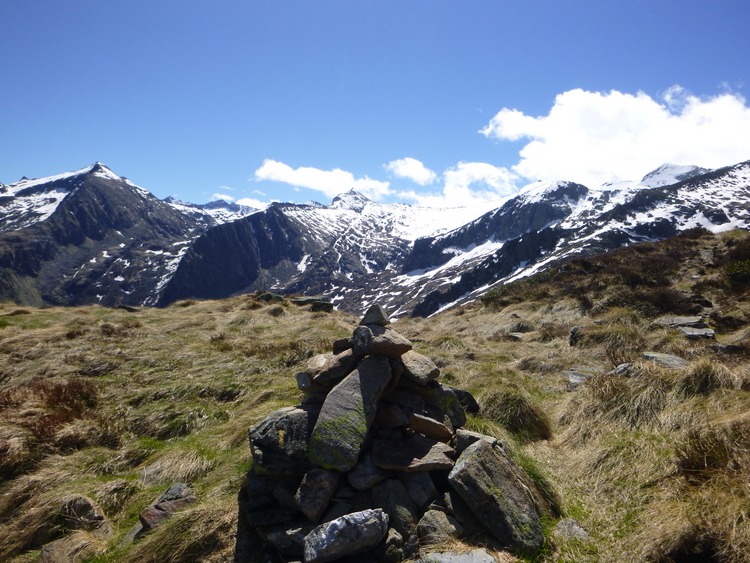 Cairn près de l'Etang d'Alet